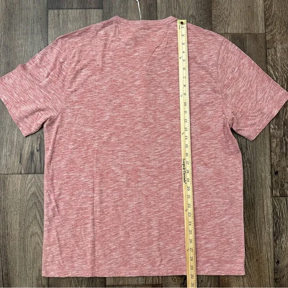 Faherty Heather Crewneck T-shirt Men’s Size XL Faded Red